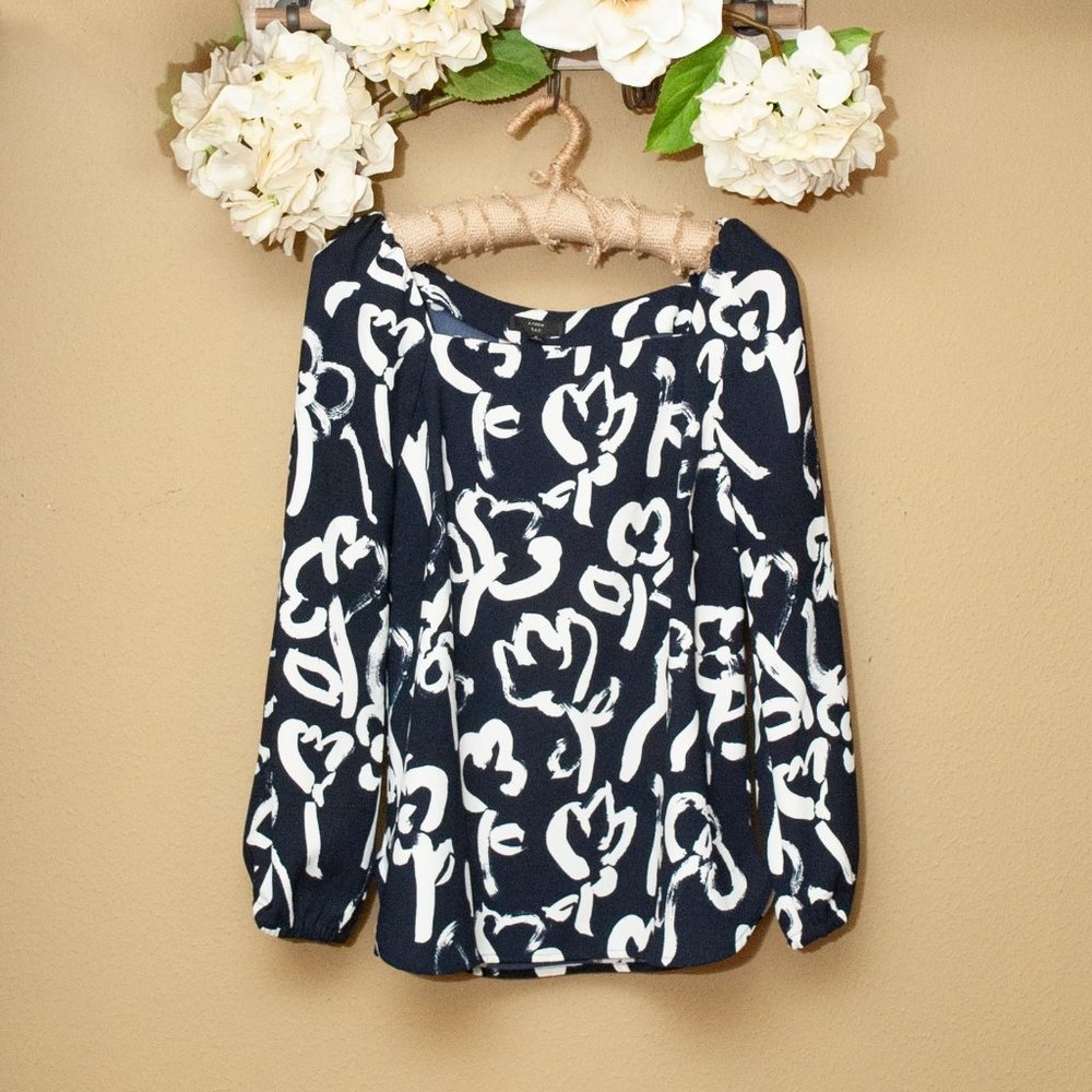 J. Crew 365 Floral Square Neck Puff Sleeve Blouse in Navy and White size…